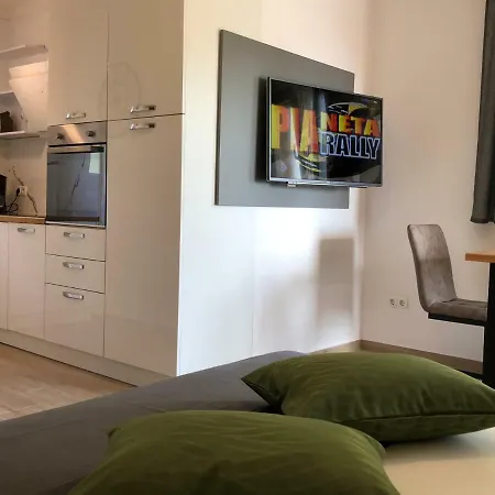 Ucka Apartment *