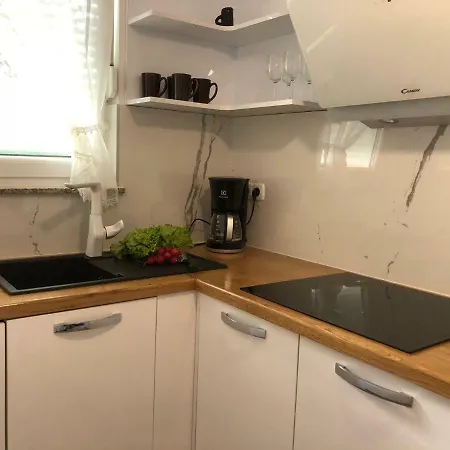 Ucka Apartment *